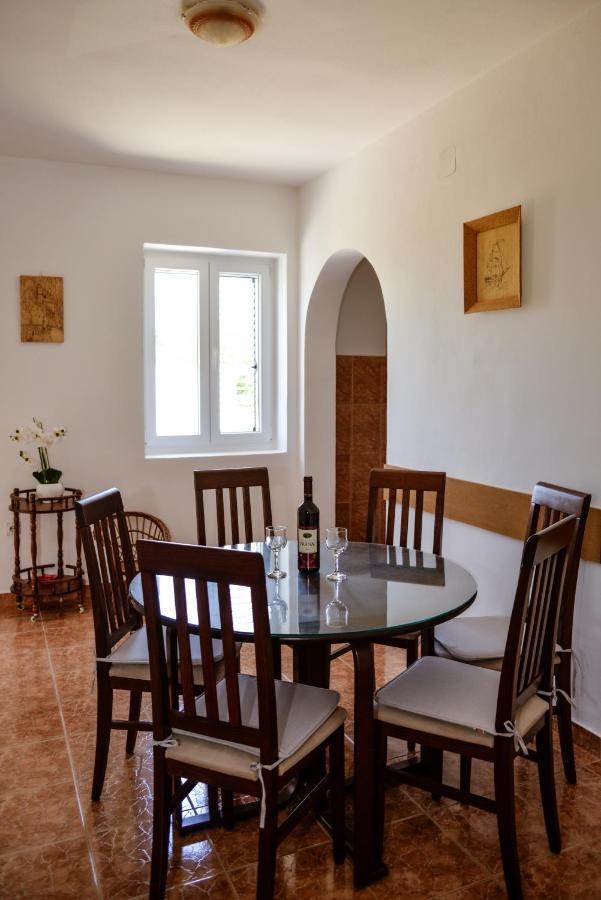 Apartment Nikola Kotor Zewnętrze zdjęcie